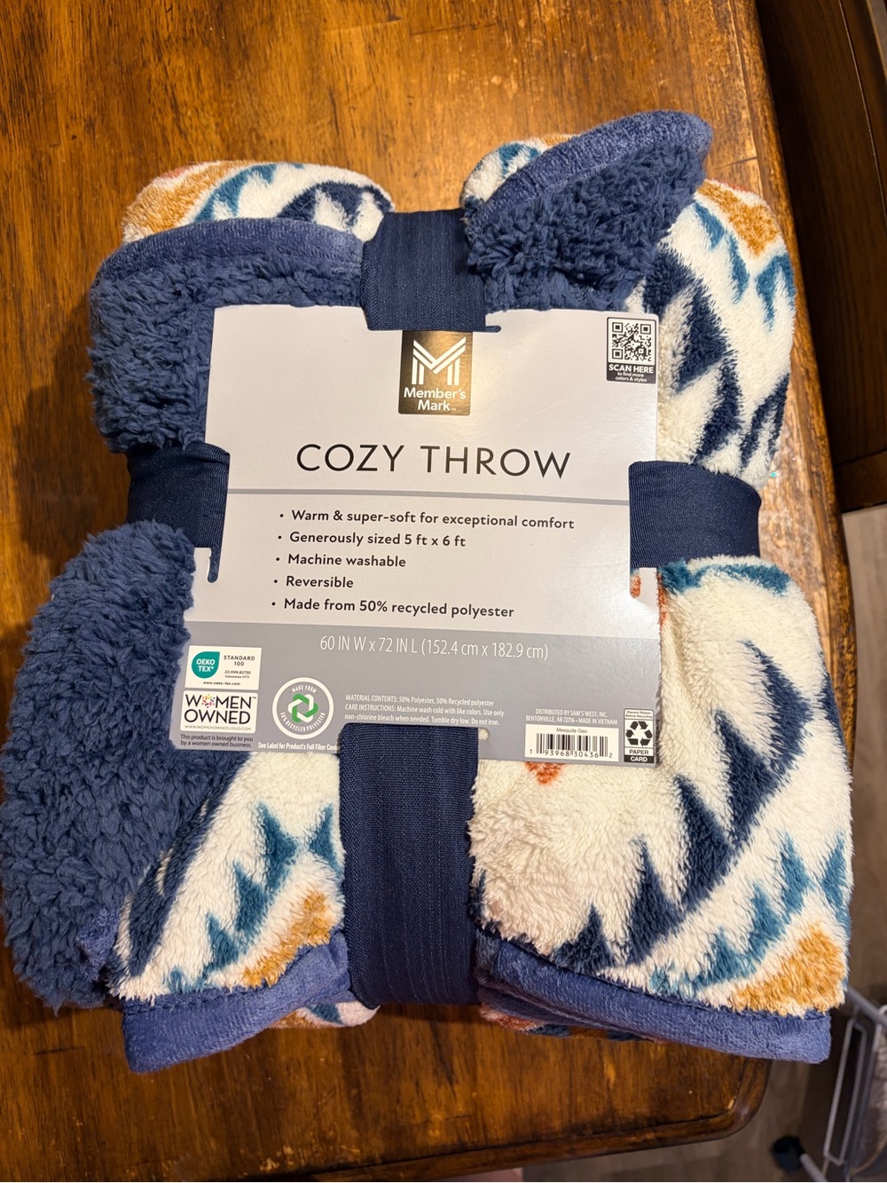 Cozy Throw in Blue and Cream